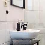 Shanti - Studio, Suedvorstadt, Balkon, Tv Apartmán Lipsko