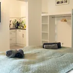 Shanti - Studio, Suedvorstadt, Balkon, Tv Apartmán Lipsko